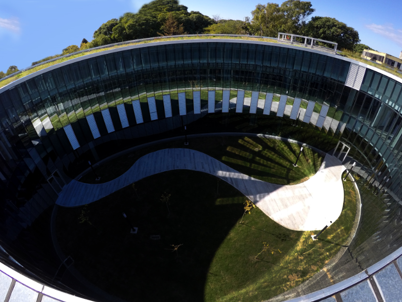 Pabellón Universitario 0 + Infinito