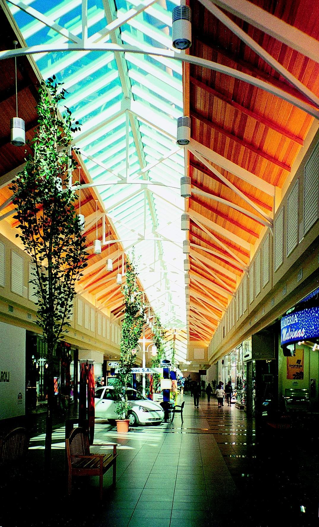 Parque Brown Factory Center