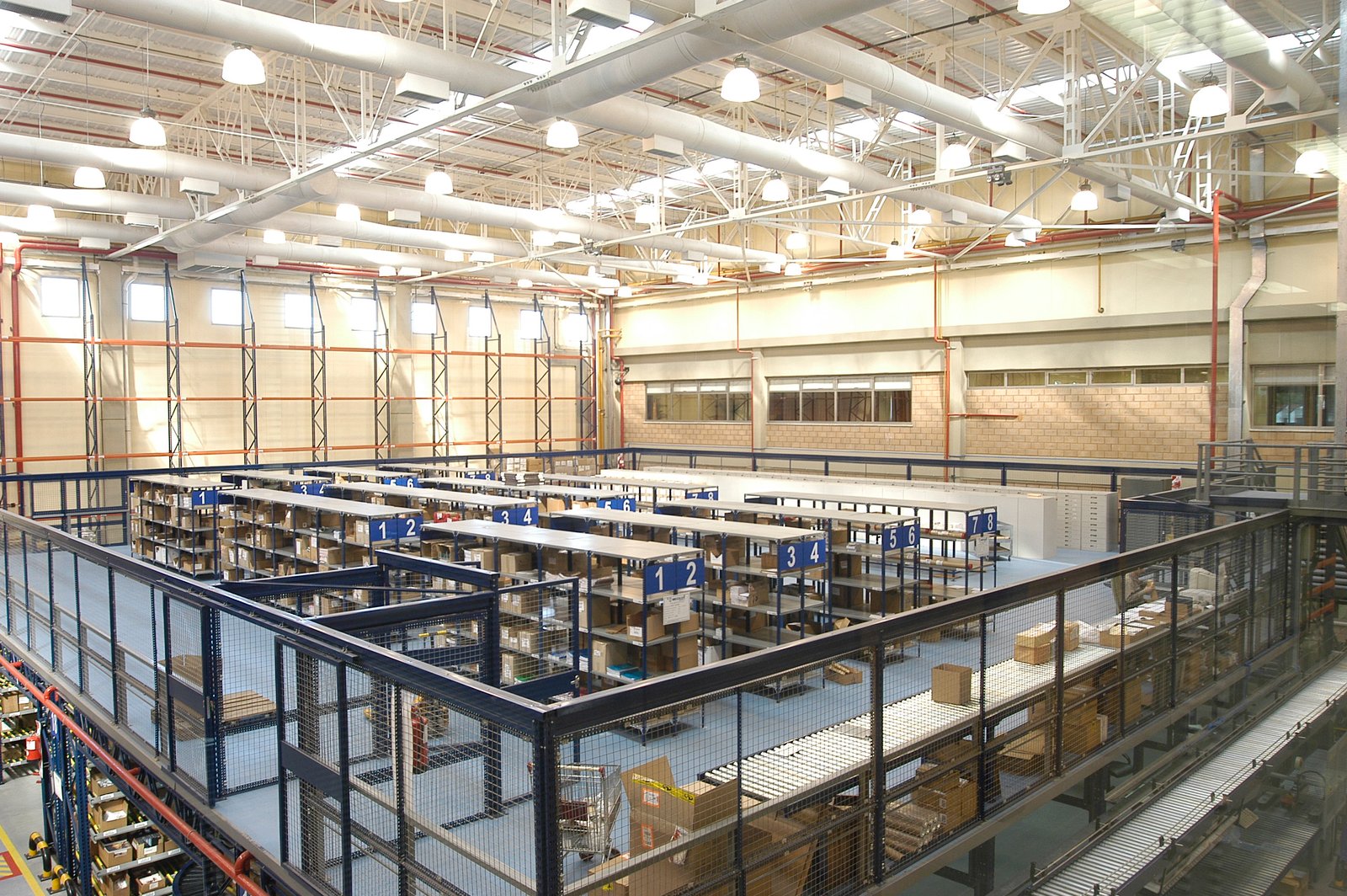 Centro de distribución HUB